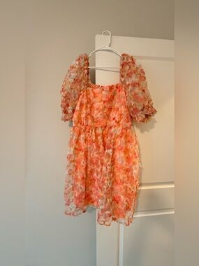 JODIFL Floral Puff-Sleeve Dress in Coral and Cream